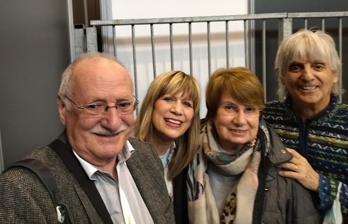 Regis Ponsot Vice Président du CTRC de Bourgogne et Michelle Sarre bénévole, en compagnie de Stone à la Foire de Nevers du 12 mars au 20 mars 2022
