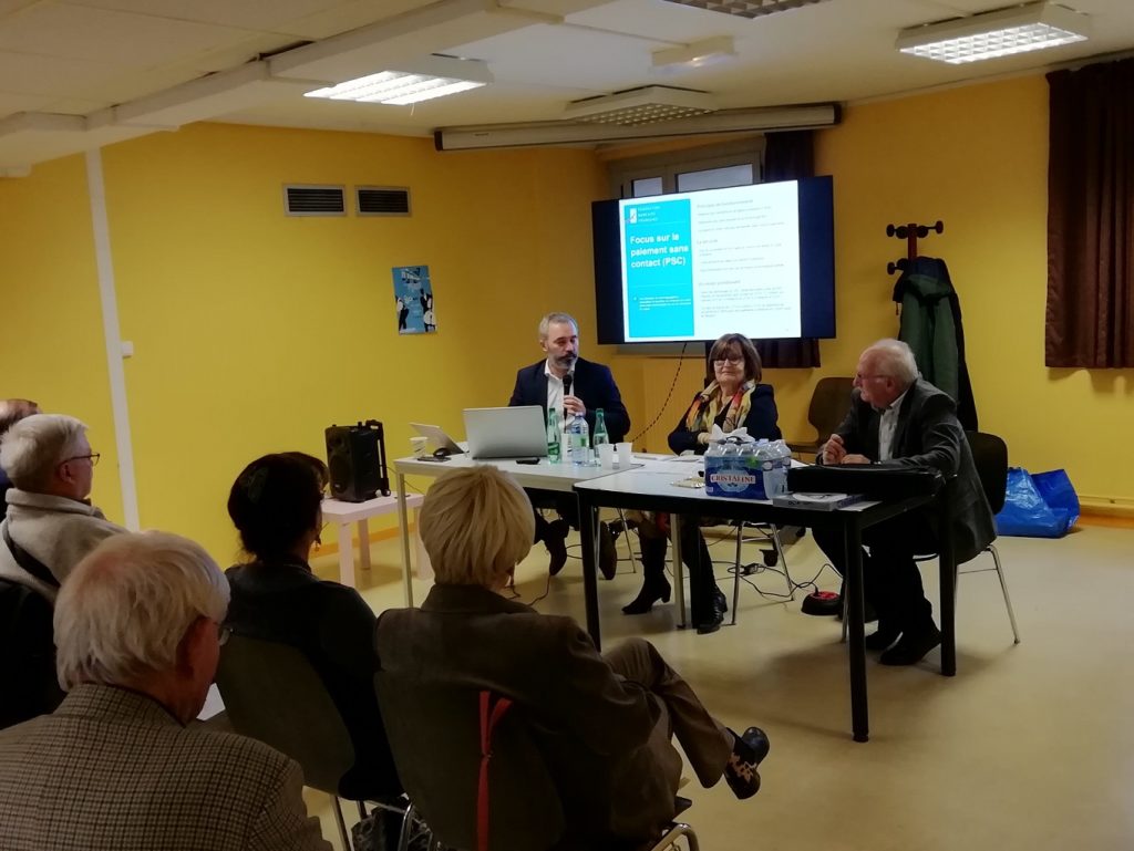 Jérôme CARTENET, Responsable Action Régionale de la Fédération Bancaire Française, Colette SAUTIERE, Présidente du CTRC de Bourgogne, Régis PONSOT, Vice-Président du CTRC de Bourgogne le mardi 06 décembre 2022